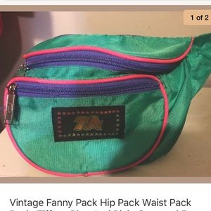 Vintage ZA fanny pack.